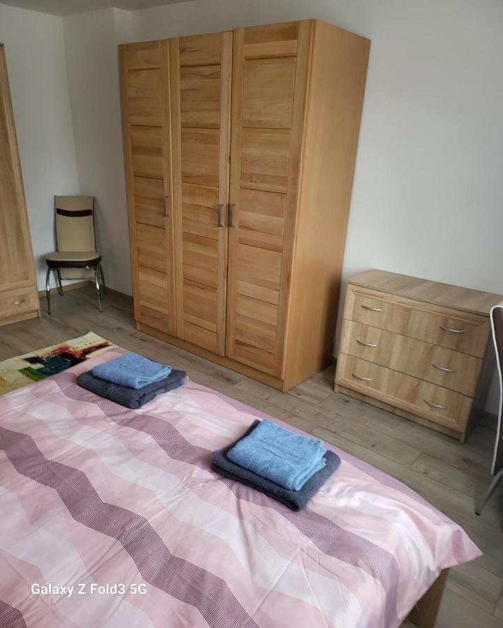 Apartament In Bucovina, Campulung Moldovenesc, Impecabil . Lägenhet Exteriör bild